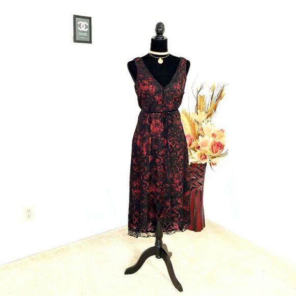 Bebe lace dress - Picture 3 of 7